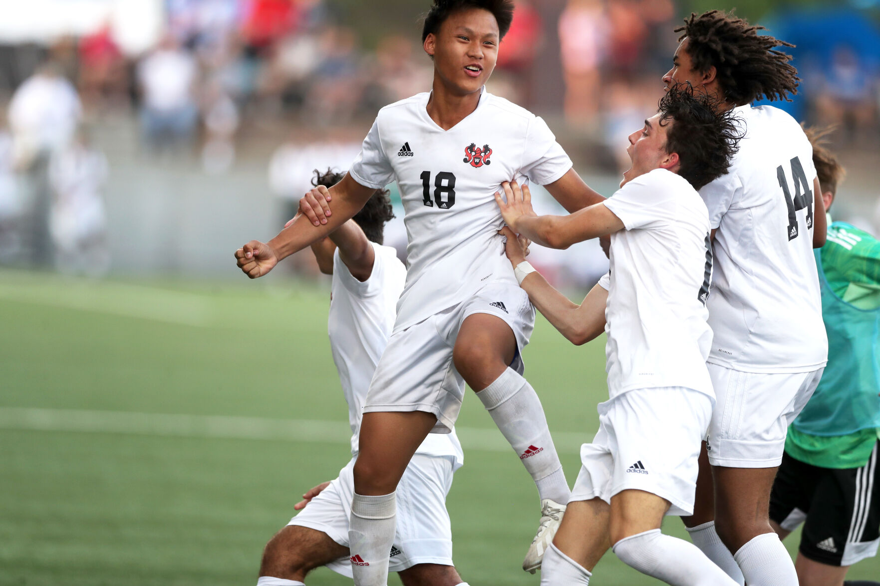 051122-owh-spo-statesoccer-em07.jpg
